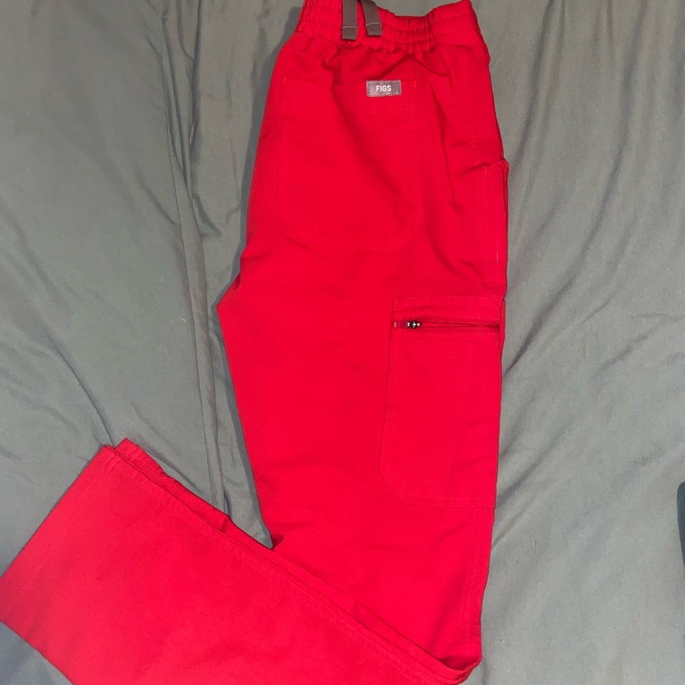Figs scrub top and pants